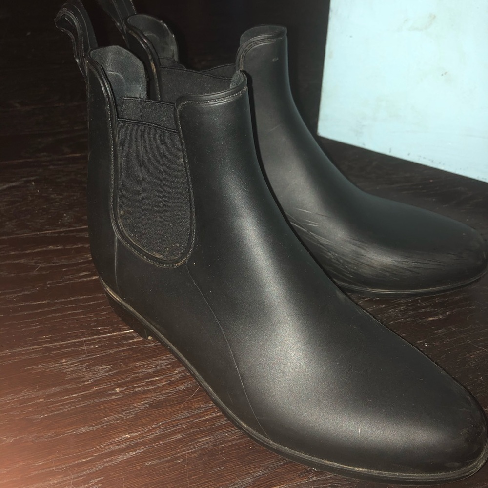 Black Merona Heeled Ankle Boots